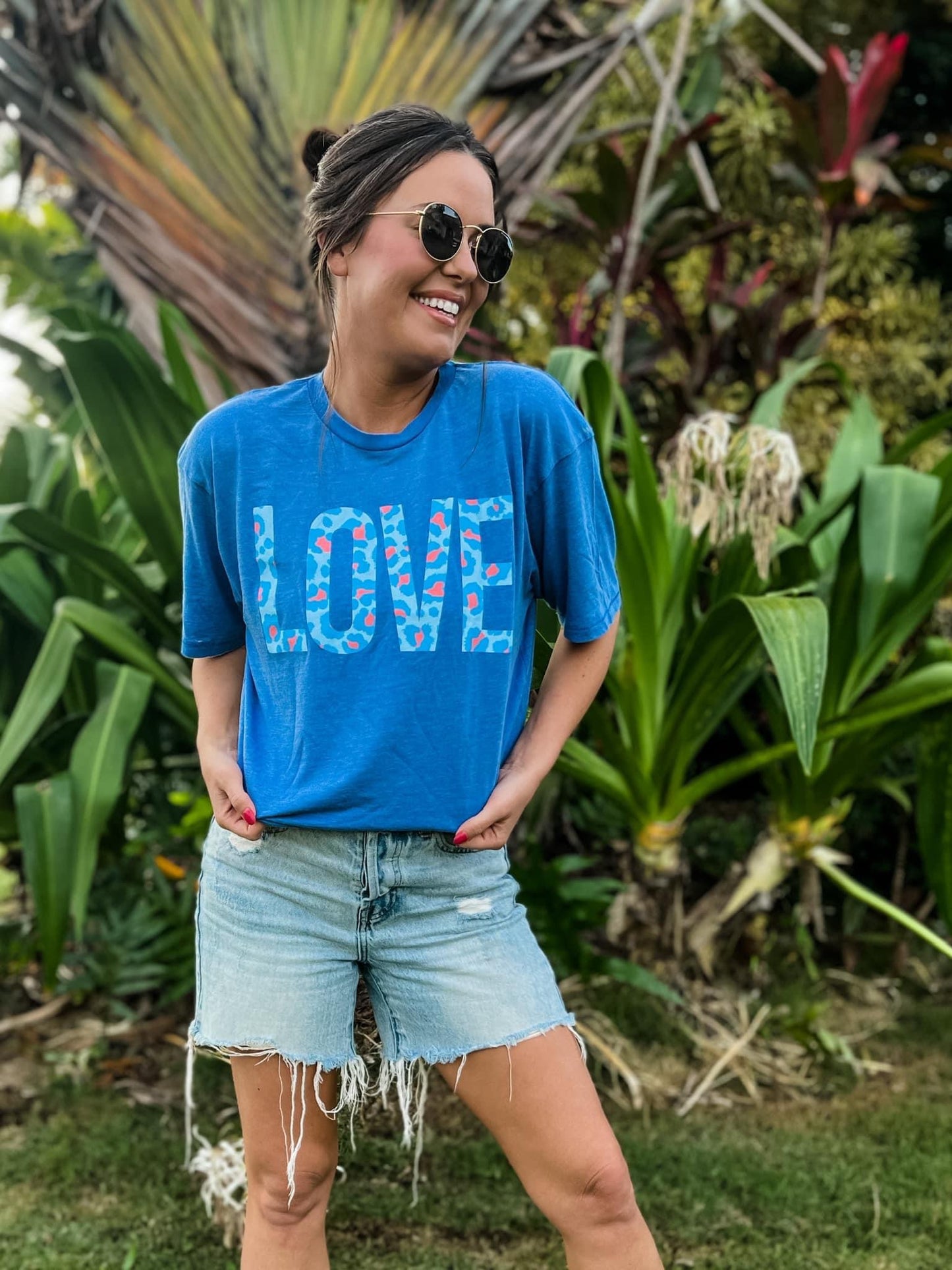 Love Tee