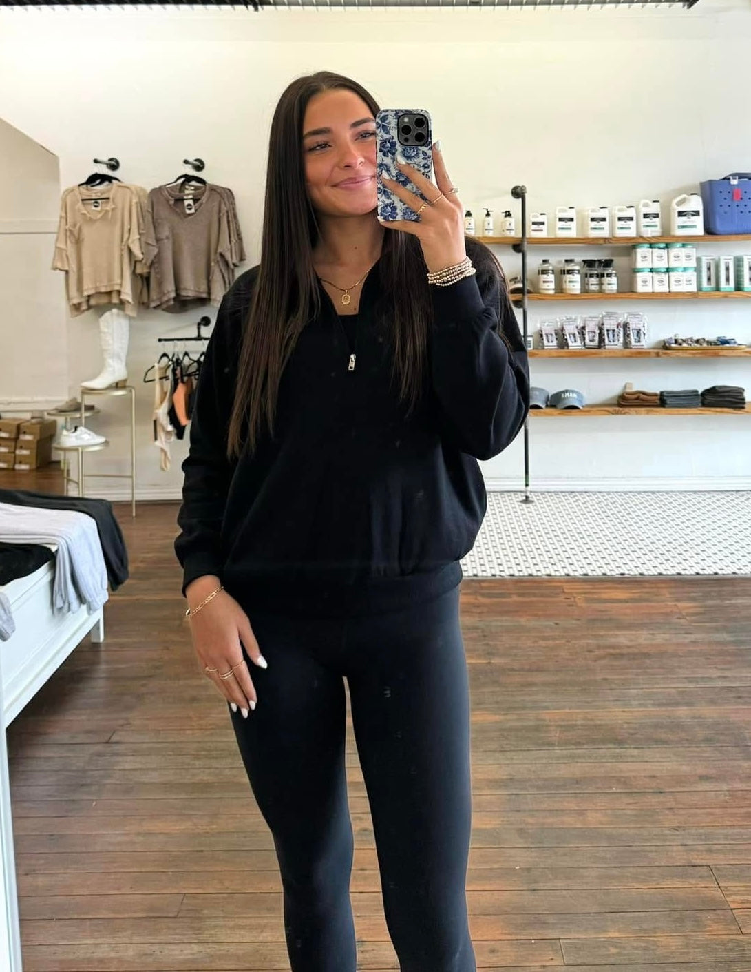 Signature Move Pullover