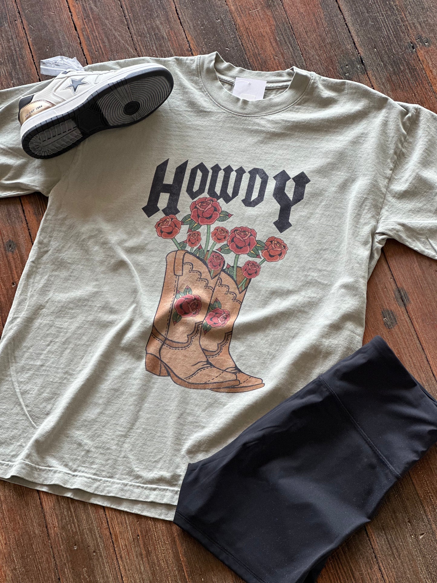 Howdy Tee
